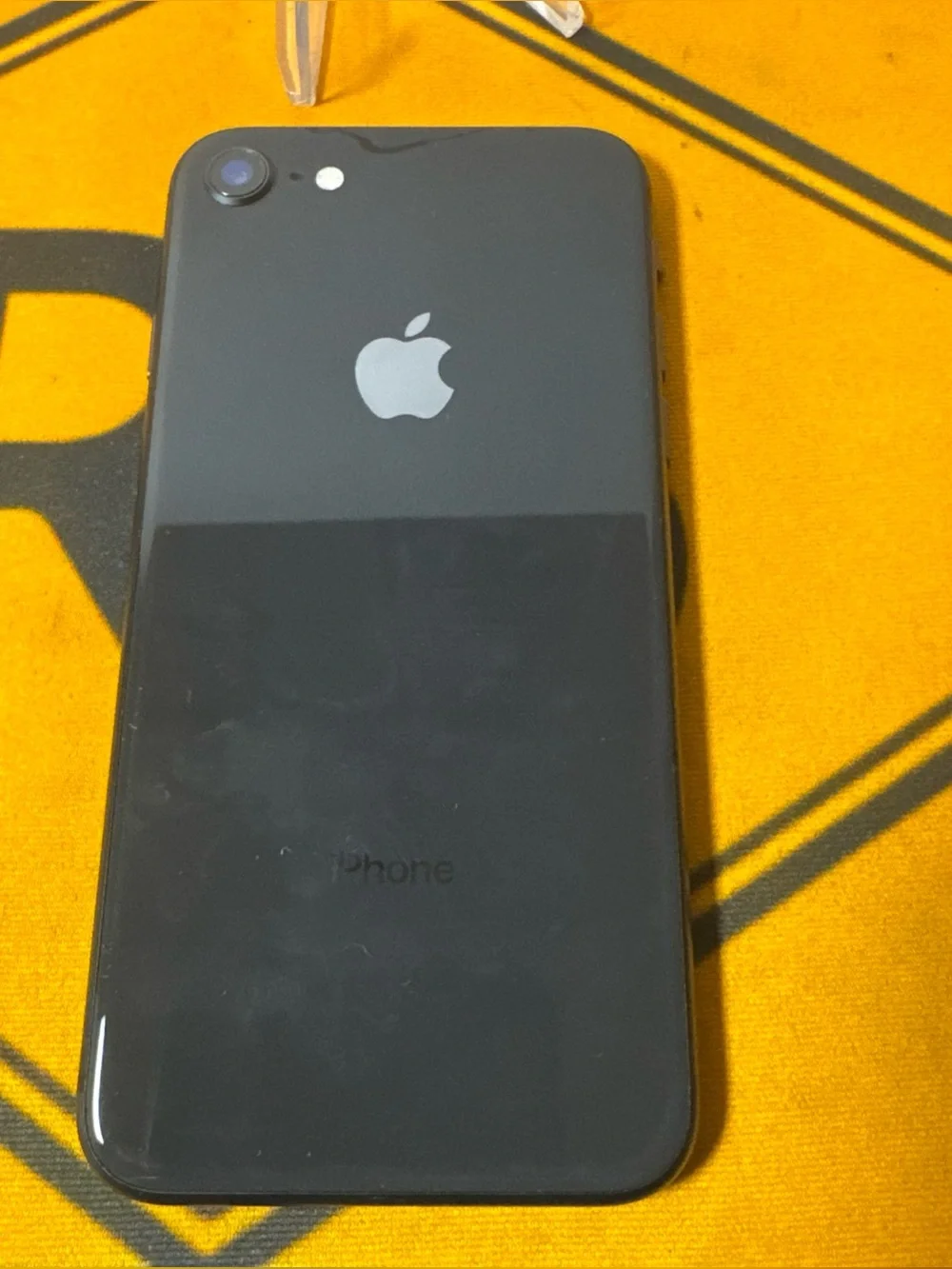 Apple Iphone 8 Space Gray Dont Know Passcode And Locked